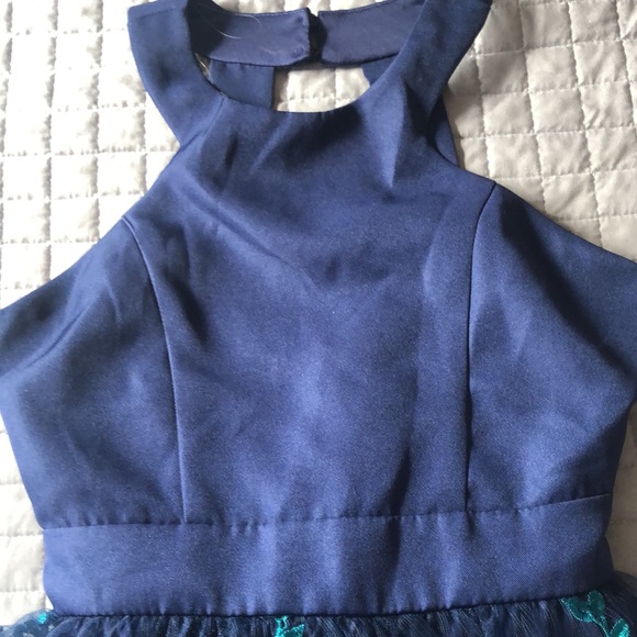 💙 EUC -HOLIDAY Speechless Embellished Dress - Picture 4 of 12